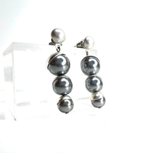 Load image into Gallery viewer, Triple Pearl Drop Earrings