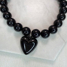 Load image into Gallery viewer, Black Heart Necklace