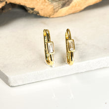 Load image into Gallery viewer, Rectangular Gold Earrings With Baguette Detail
