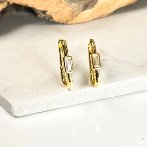 Rectangular Gold Earrings With Baguette Detail