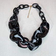 Load image into Gallery viewer, Cream Acrylic Link Necklace