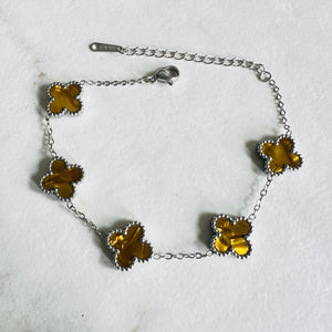 Dappled Gold Clover Pendant