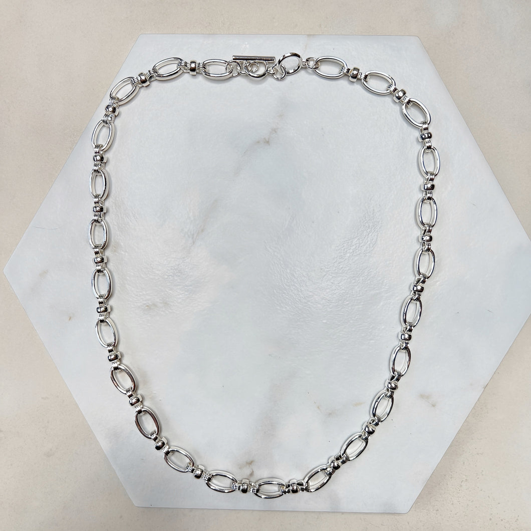 Elegant Silver Chain