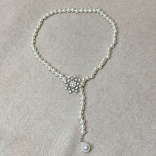 Load image into Gallery viewer, Adjustable Vintage Pearl Necklace