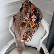Load image into Gallery viewer, Back in Stock!         Vintage Style Floral Scarf