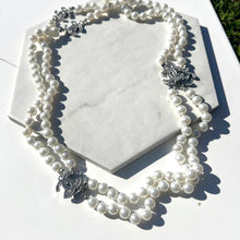 Load image into Gallery viewer, Pearl Necklace With Diamanté Detail McTavish Collection