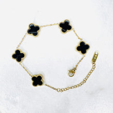 Load image into Gallery viewer, Crimped Black Clover Necklace
