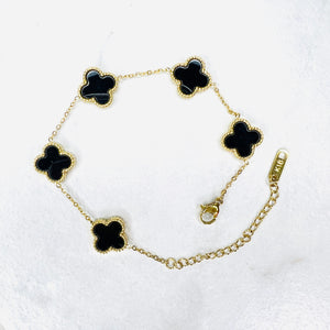 Crimped Black Clover Necklace