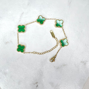 Crimped Edge Green Clover necklace