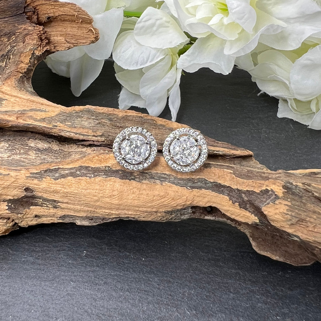 Detailed Halo Studs
