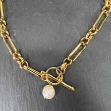 Load image into Gallery viewer, Front Fastening Pearl Drop Necklace