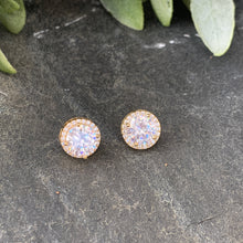 Load image into Gallery viewer, Classic Gold Halo Studs