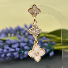 Load image into Gallery viewer, Clover Blossom Earrings